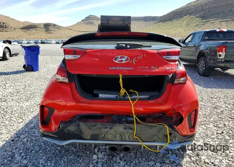 2020 Hyundai Veloster Turbo Ultimate z USA, uszkodzony, nr VIN KMHTH6AB5LU028362